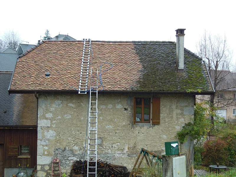 Démoussage de toiture à Amiens Démoussage de toiture à Amiens